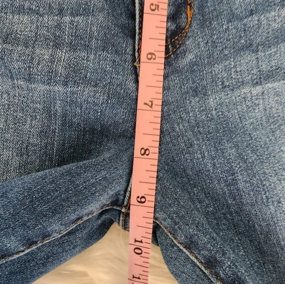 STS Blue Crop ankle skinny jeans size 27. Good preowned condition. - Picture 6 of 10